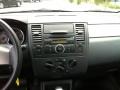 Super Black - Versa 1.8 S Hatchback Photo No. 12