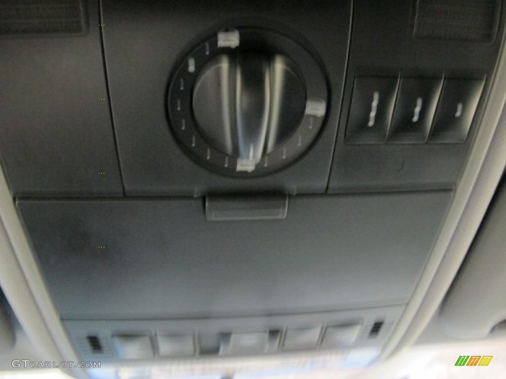 2006 Cayenne Tiptronic - Iceland Silver Metallic / Black photo #35