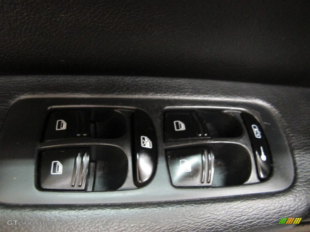 2006 Cayenne Tiptronic - Iceland Silver Metallic / Black photo #40