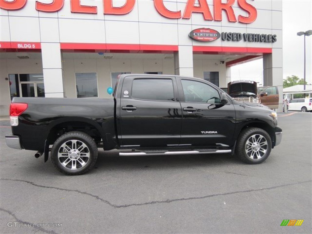 2013 Tundra CrewMax - Black / Sand Beige photo #8