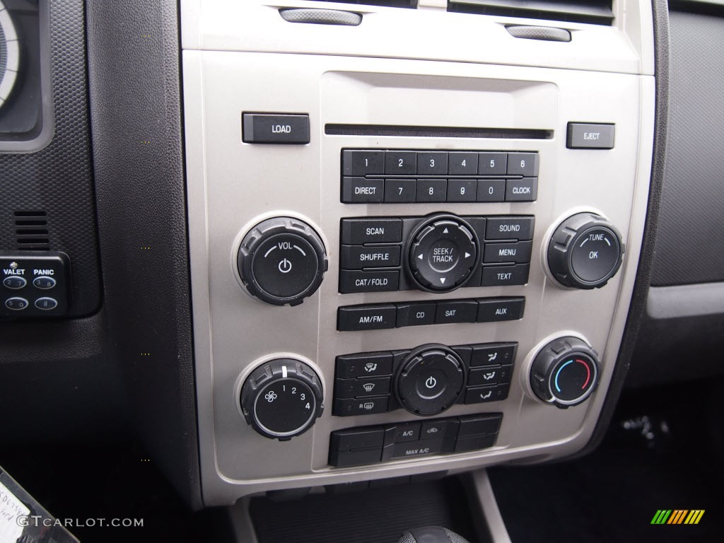 2008 Ford Escape XLT V6 Controls Photos
