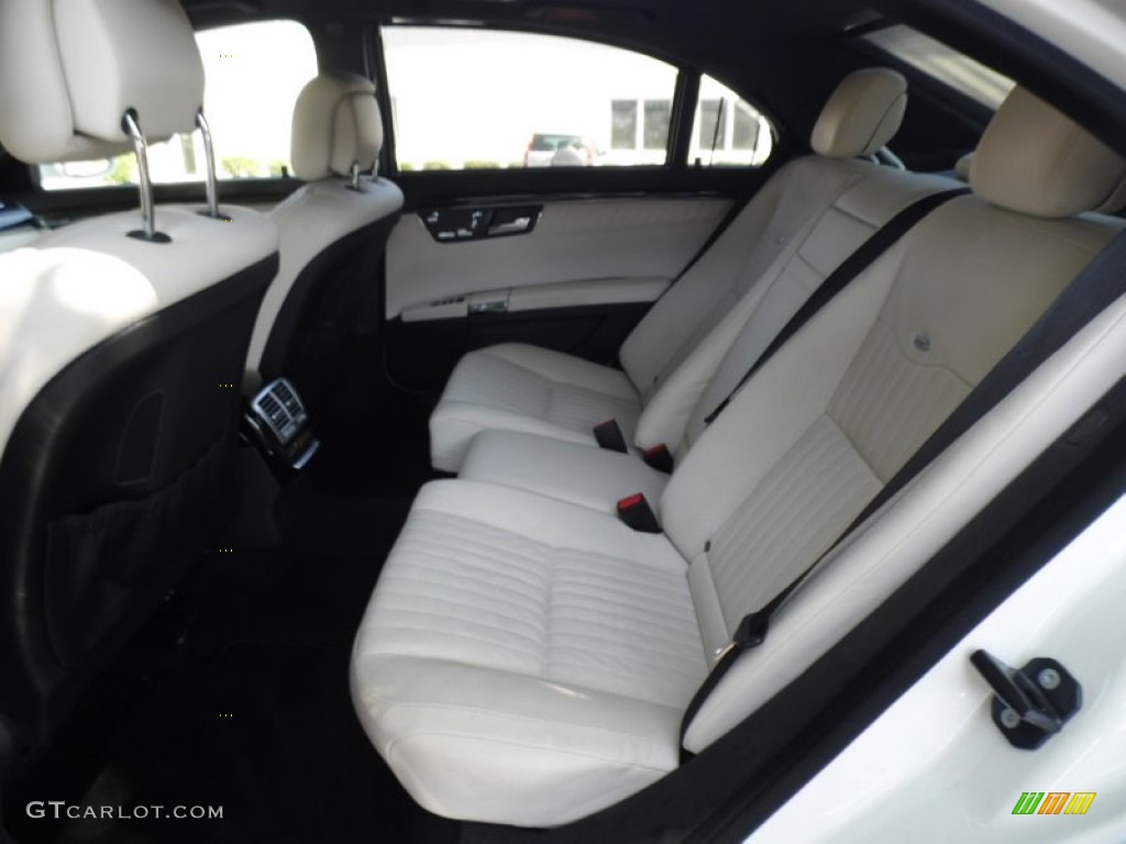 2008 Mercedes-Benz S 550 Sedan Rear Seat Photo #81520254