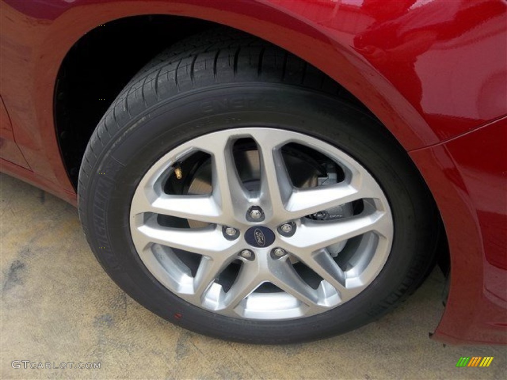 2013 Ford Fusion SE Wheel Photo #81520913