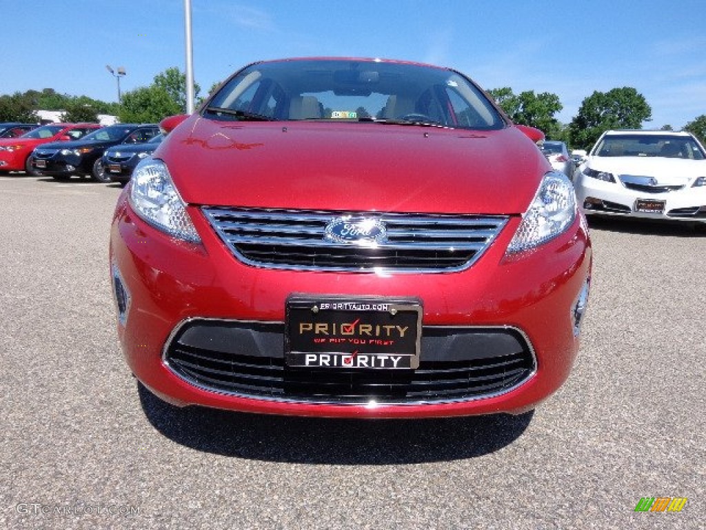 2011 Fiesta SEL Sedan - Red Candy Metallic / Cashmere/Charcoal Black Leather photo #10