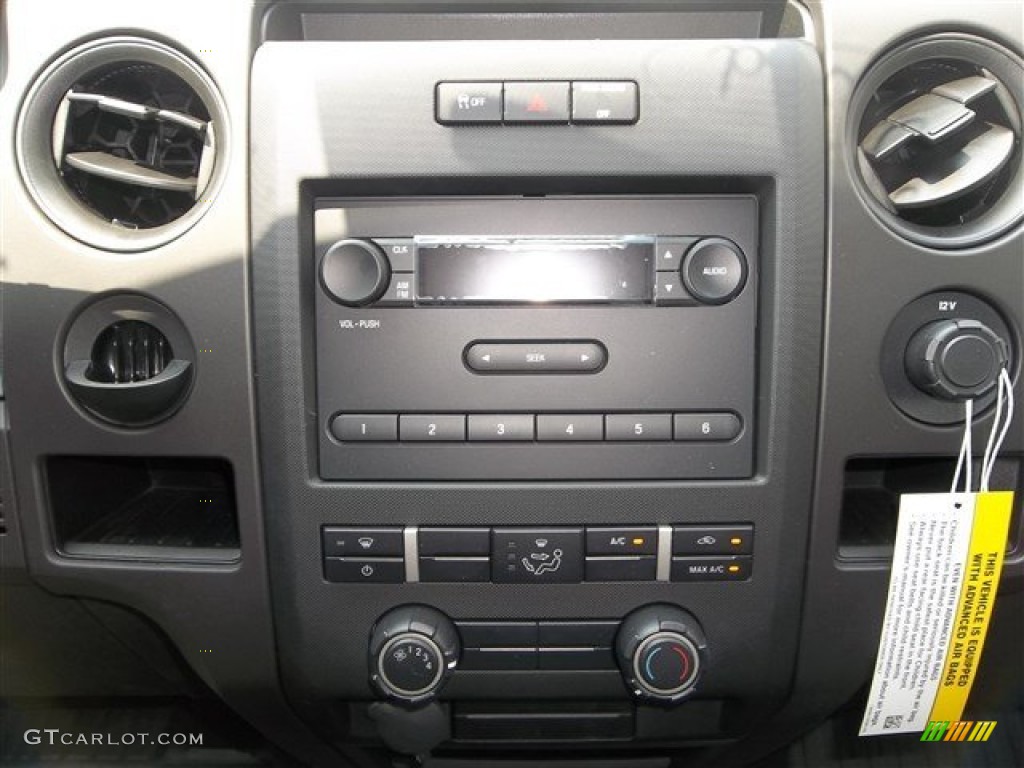 2013 Ford F150 XL Regular Cab Controls Photo #81524063