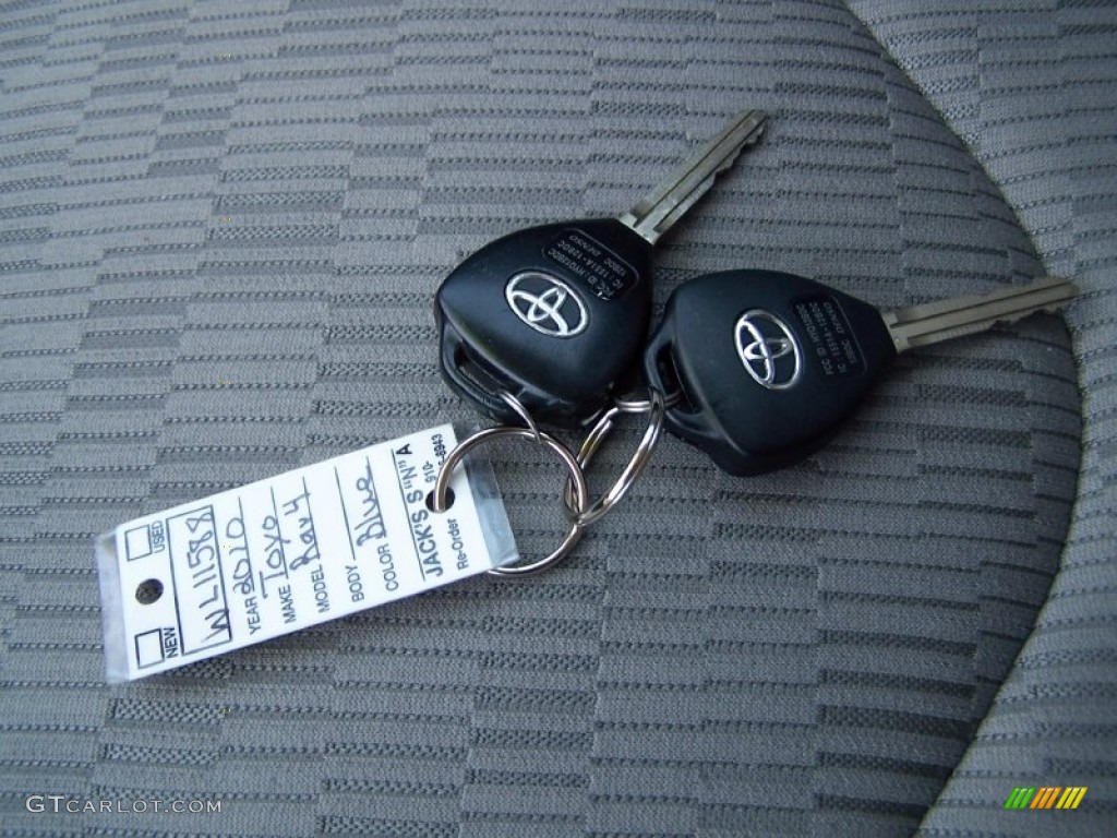 2010 Toyota RAV4 I4 Keys Photo #81526259