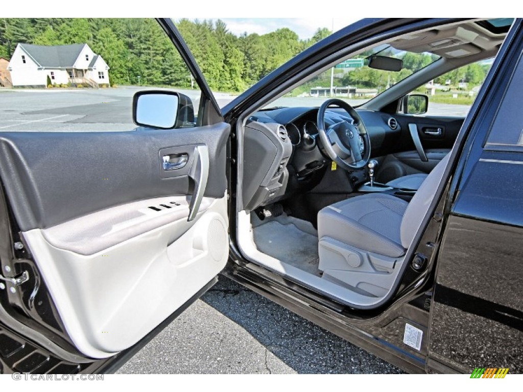 2010 Nissan Rogue SL AWD Gray Door Panel Photo #81526793