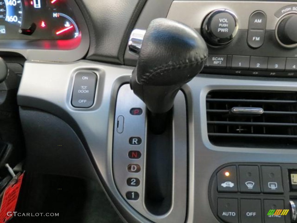 2006 Honda Odyssey EX-L 5 Speed Automatic Transmission Photo #81531192