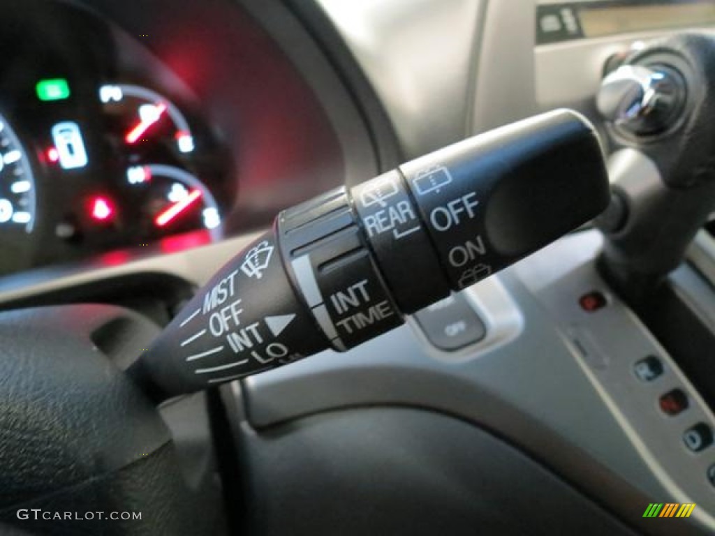 2006 Honda Odyssey EX-L Controls Photo #81531303