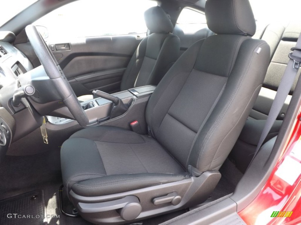 Charcoal Black Interior 2010 Ford Mustang V6 Premium Coupe Photo #81531626