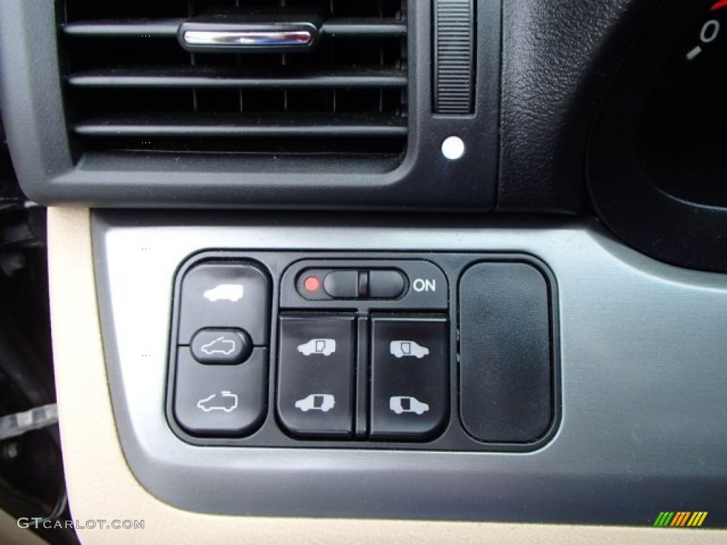 2007 Honda Odyssey EX-L Controls Photos