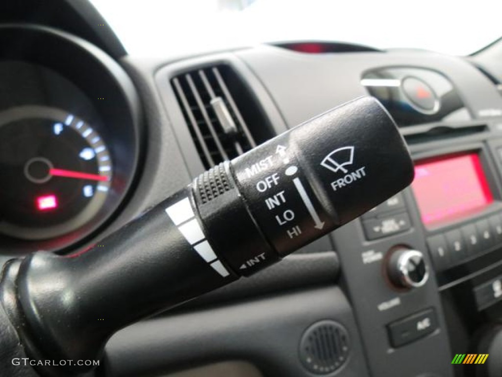 2010 Kia Forte LX Controls Photo #81532652