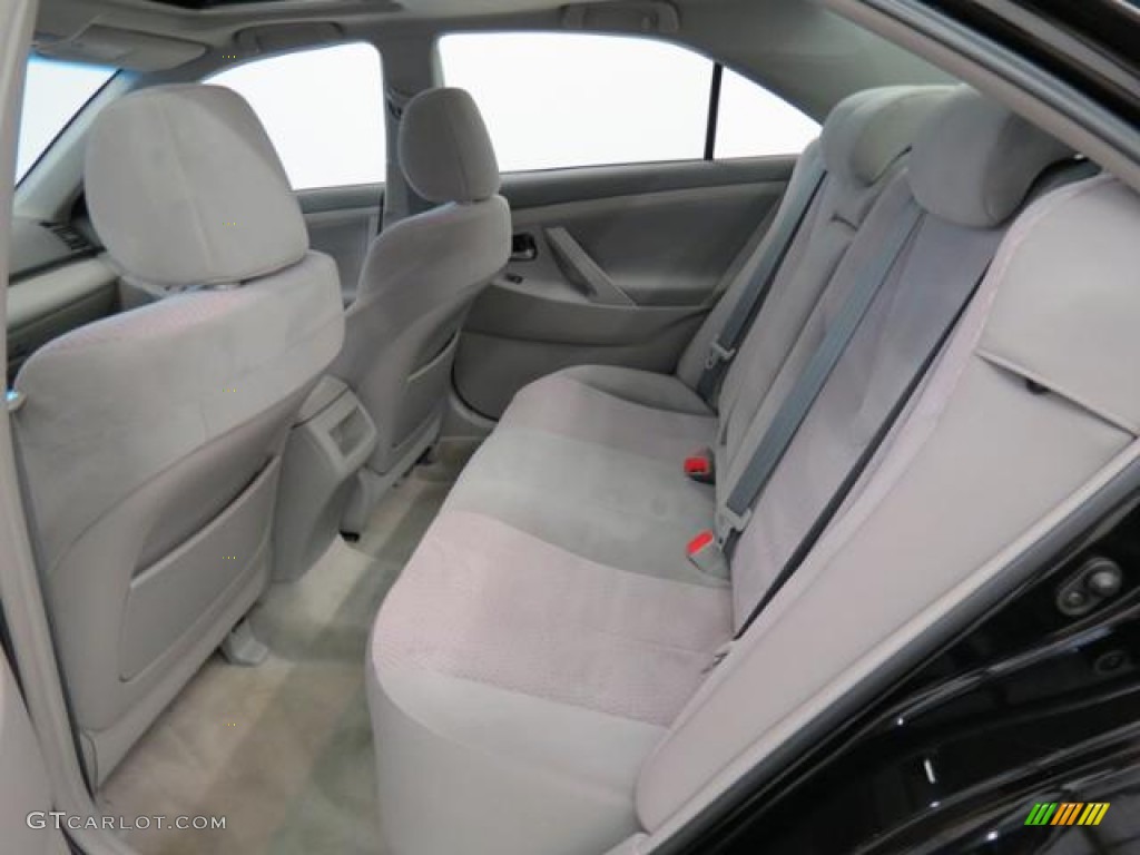 Ash Gray Interior 2010 Toyota Camry LE Photo #81532906