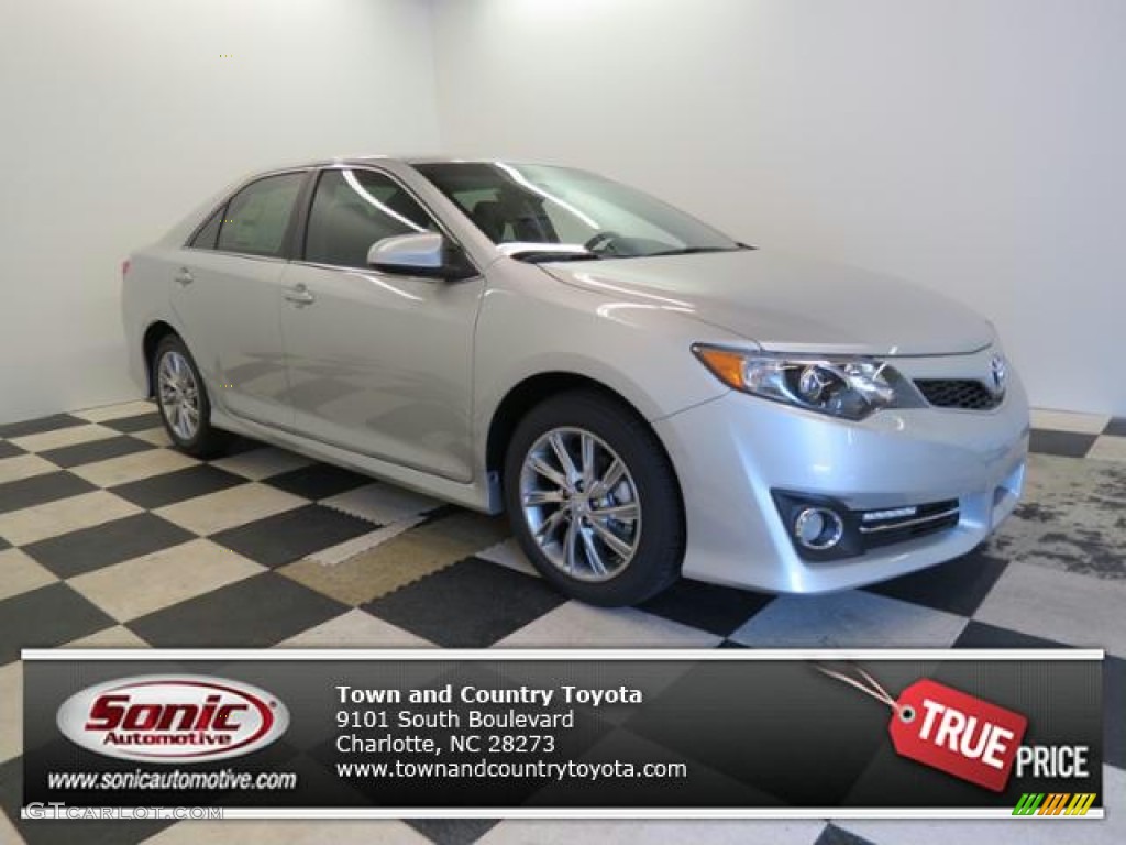 2013 Camry SE - Classic Silver Metallic / Black photo #1