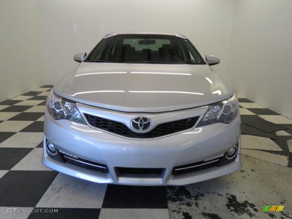 2013 Camry SE - Classic Silver Metallic / Black photo #2