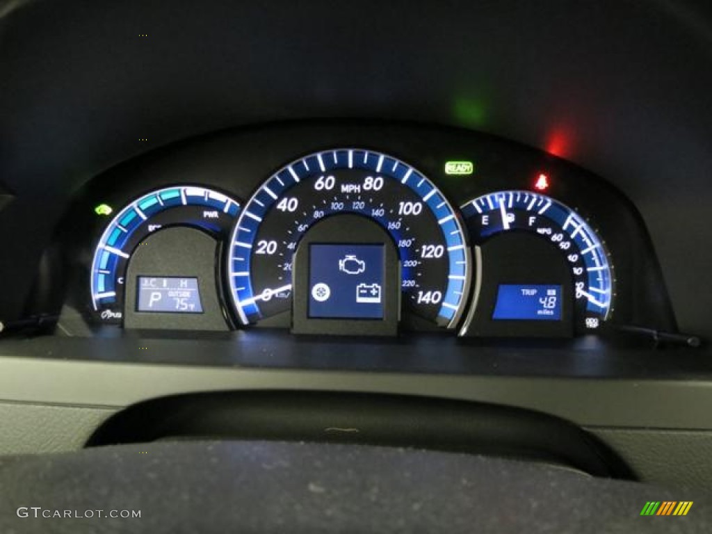 2013 Toyota Camry Hybrid XLE Gauges Photo #81535070