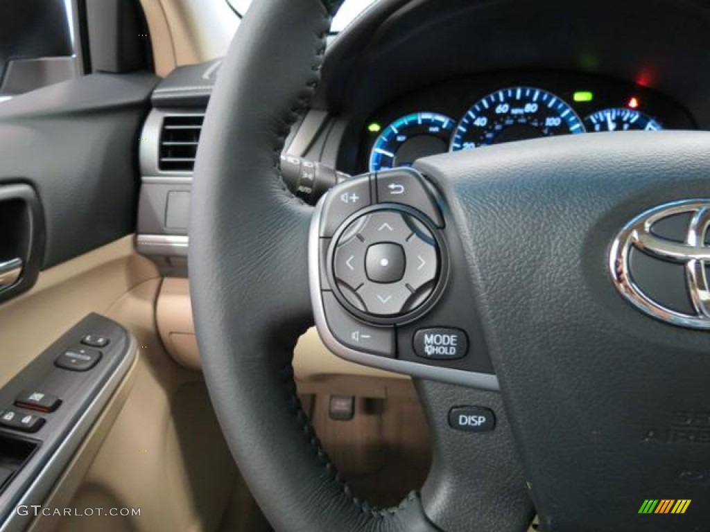 2013 Toyota Camry Hybrid XLE Controls Photo #81535148