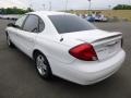 2001 Vibrant White Ford Taurus SEL  photo #3