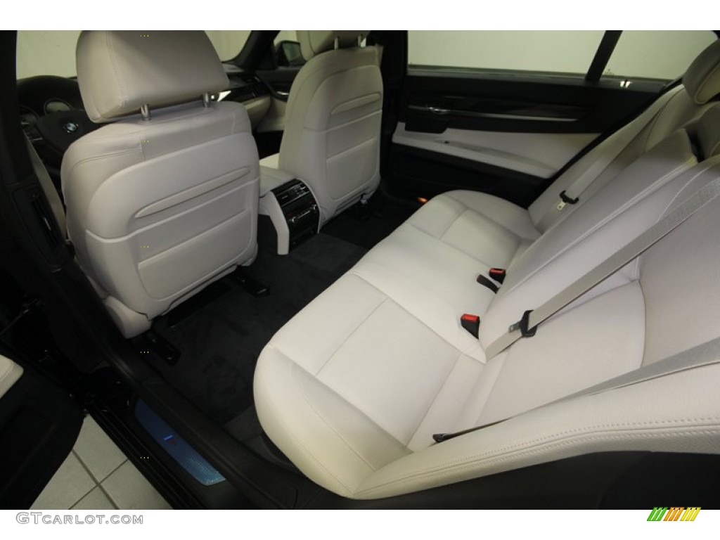 2013 BMW 7 Series 740Li Sedan Rear Seat Photo #81537906