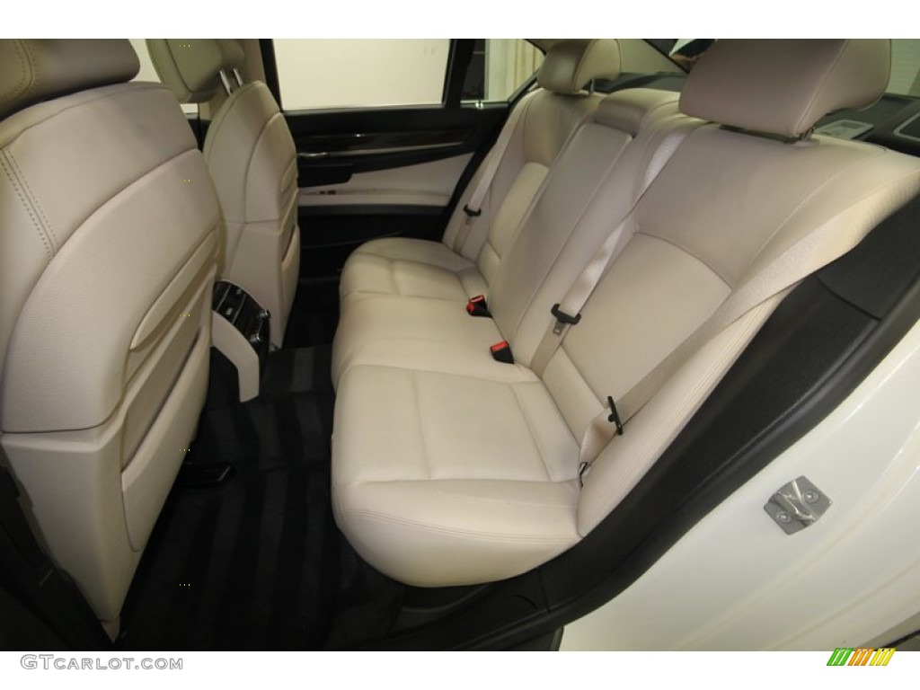 Oyster/Black Interior 2011 BMW 7 Series 750i Sedan Photo #81538602