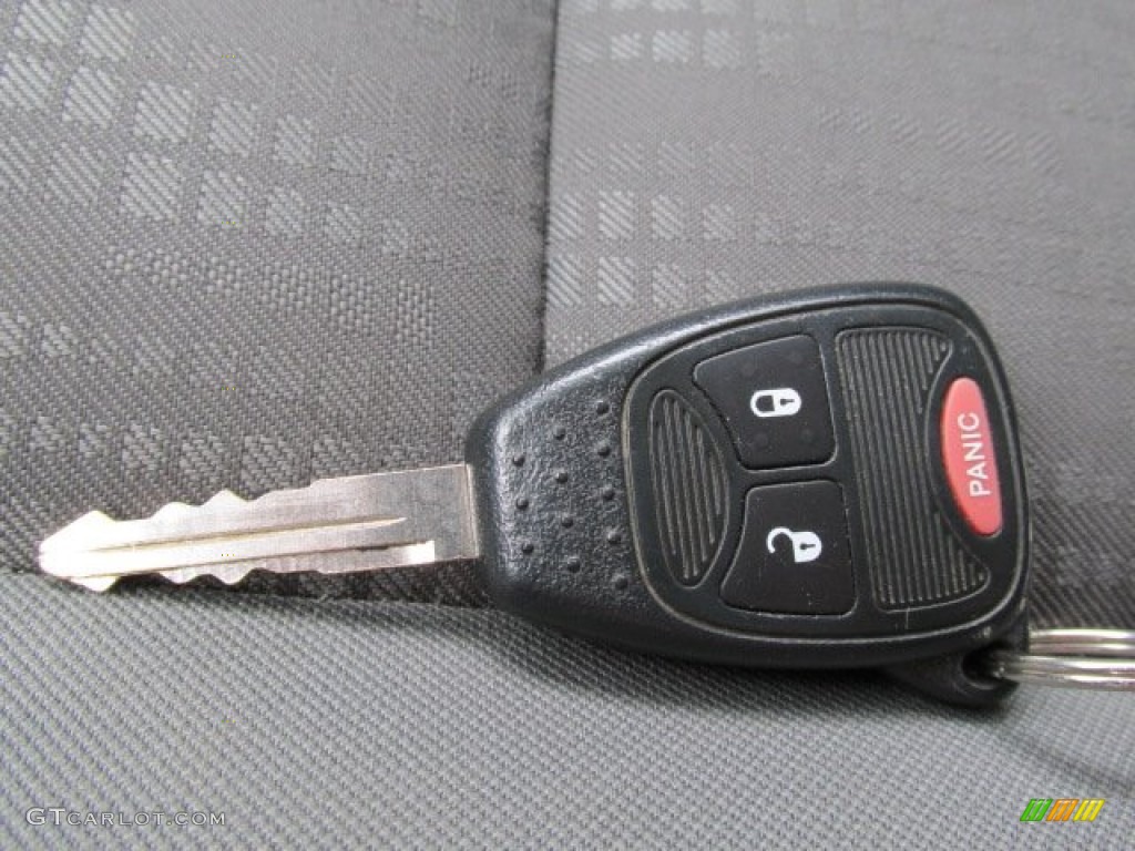 2007 Dodge Caliber SXT Keys Photo #81541240
