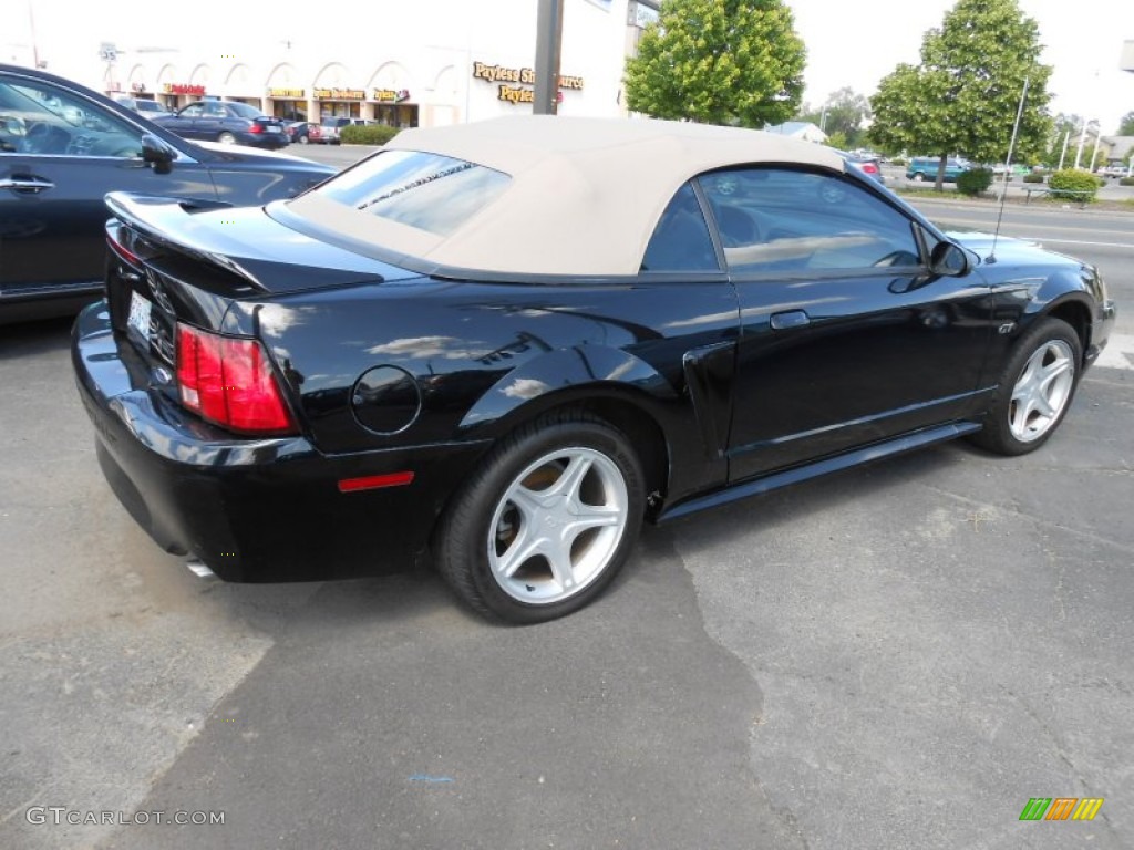 2000 Mustang GT Convertible - Black / Medium Parchment photo #4