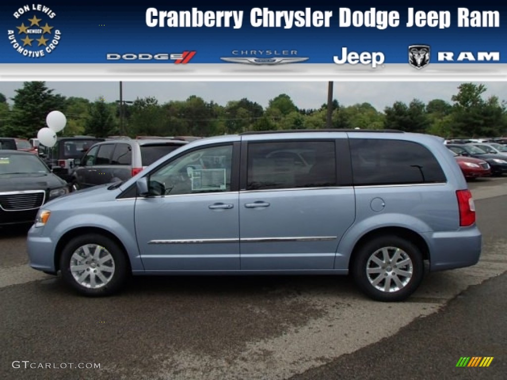 2013 Town & Country Touring - Crystal Blue Pearl / Black/Light Graystone photo #1