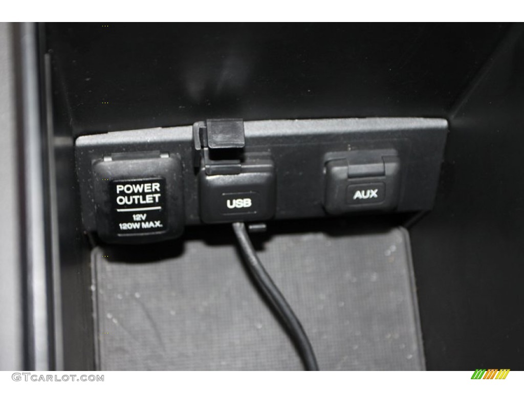 2012 Acura TSX Technology Sedan Controls Photo #81546041