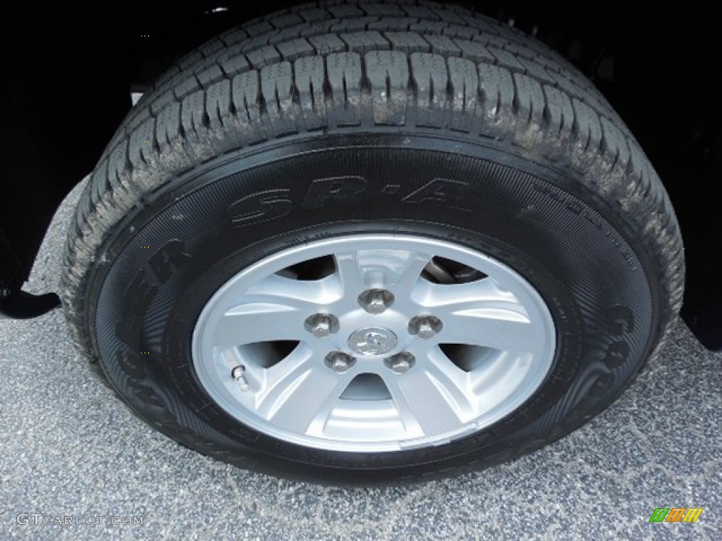 2009 Dodge Dakota ST Crew Cab Wheel Photos