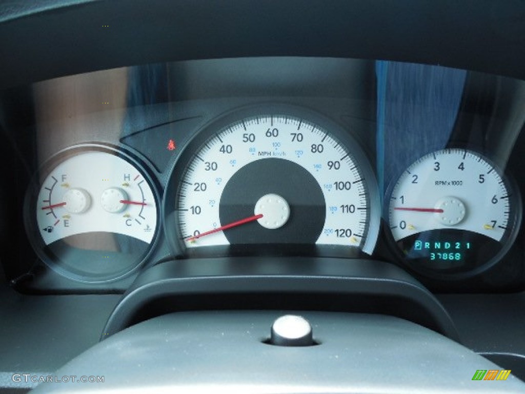 2009 Dodge Dakota ST Crew Cab Gauges Photos