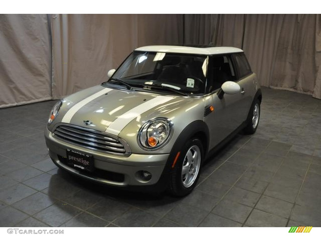 2010 Cooper Hardtop - Sparkling Silver Metallic / Checkered Carbon Black/Black photo #1