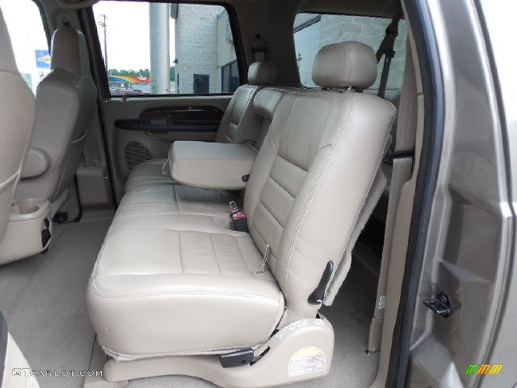 Medium Pebble Interior 2005 Ford Excursion Limited 4X4 Photo #81547209