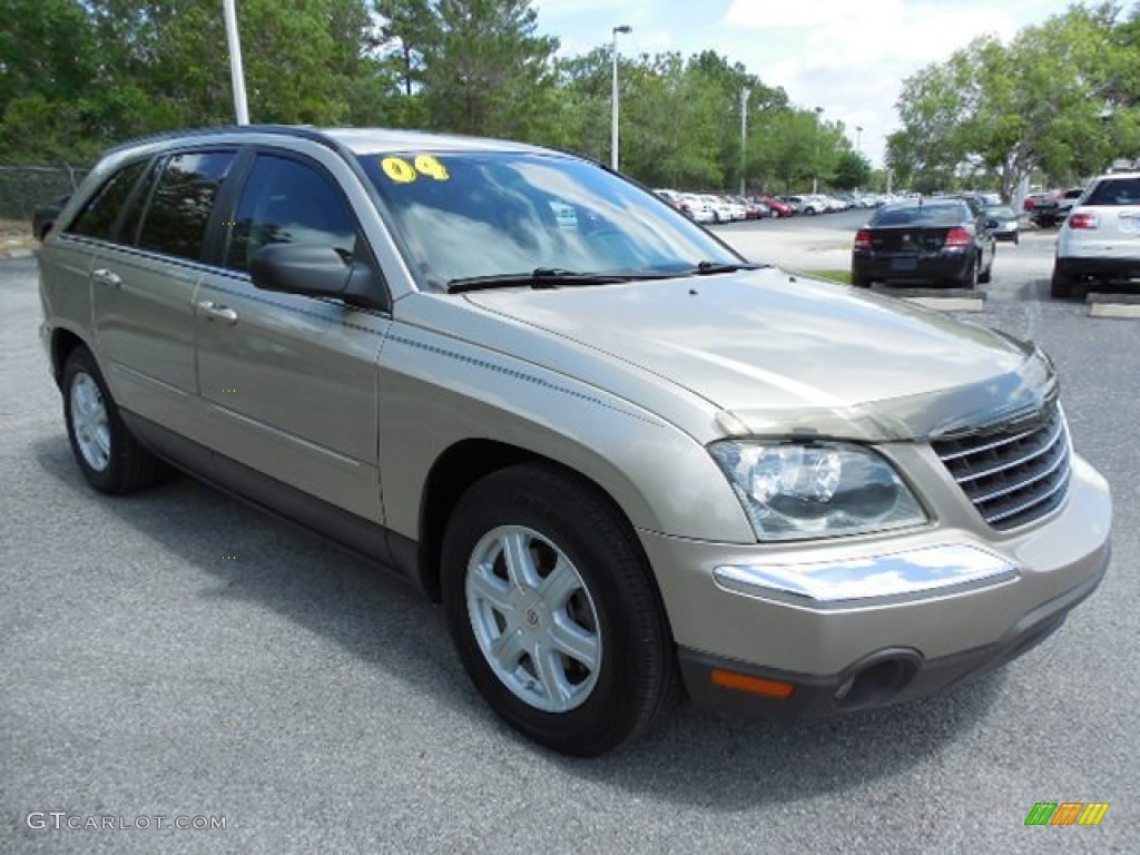 2004 Pacifica  - Linen Gold Metallic / Light Taupe photo #12