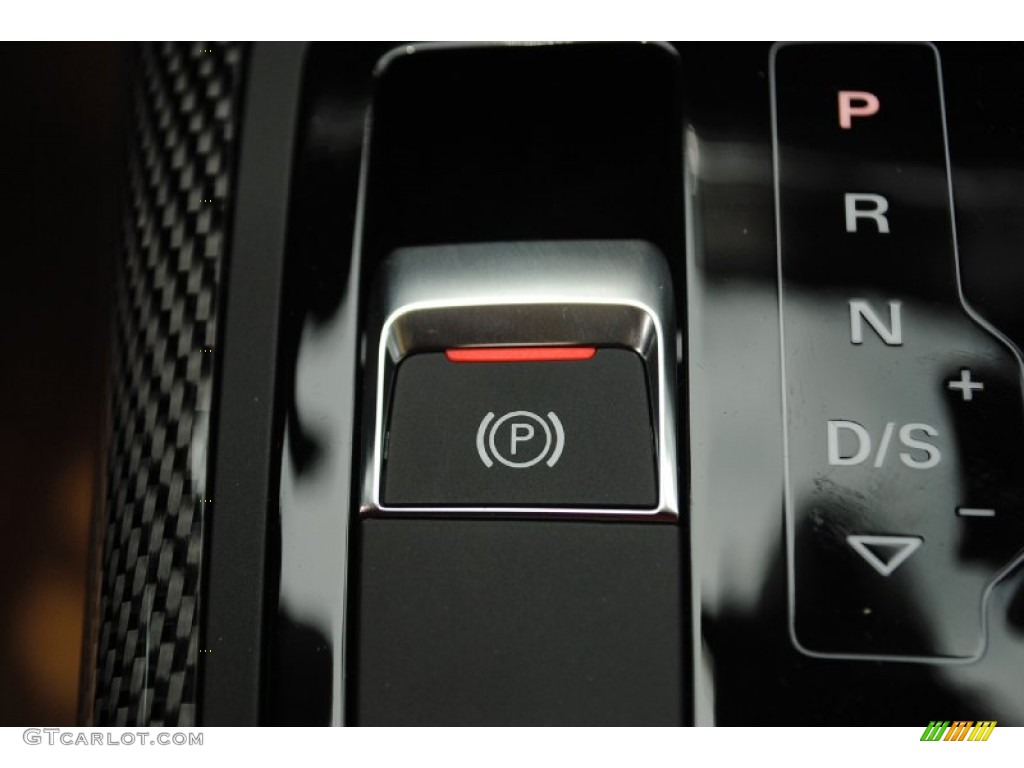 2013 Audi S6 4.0 TFSI quattro Sedan Controls Photo #81547945