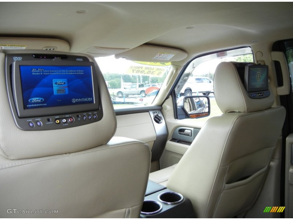 2011 Ford Expedition EL XLT Entertainment System Photo #81548073