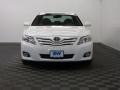 Super White - Camry XLE Photo No. 2