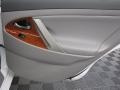 Super White - Camry XLE Photo No. 13