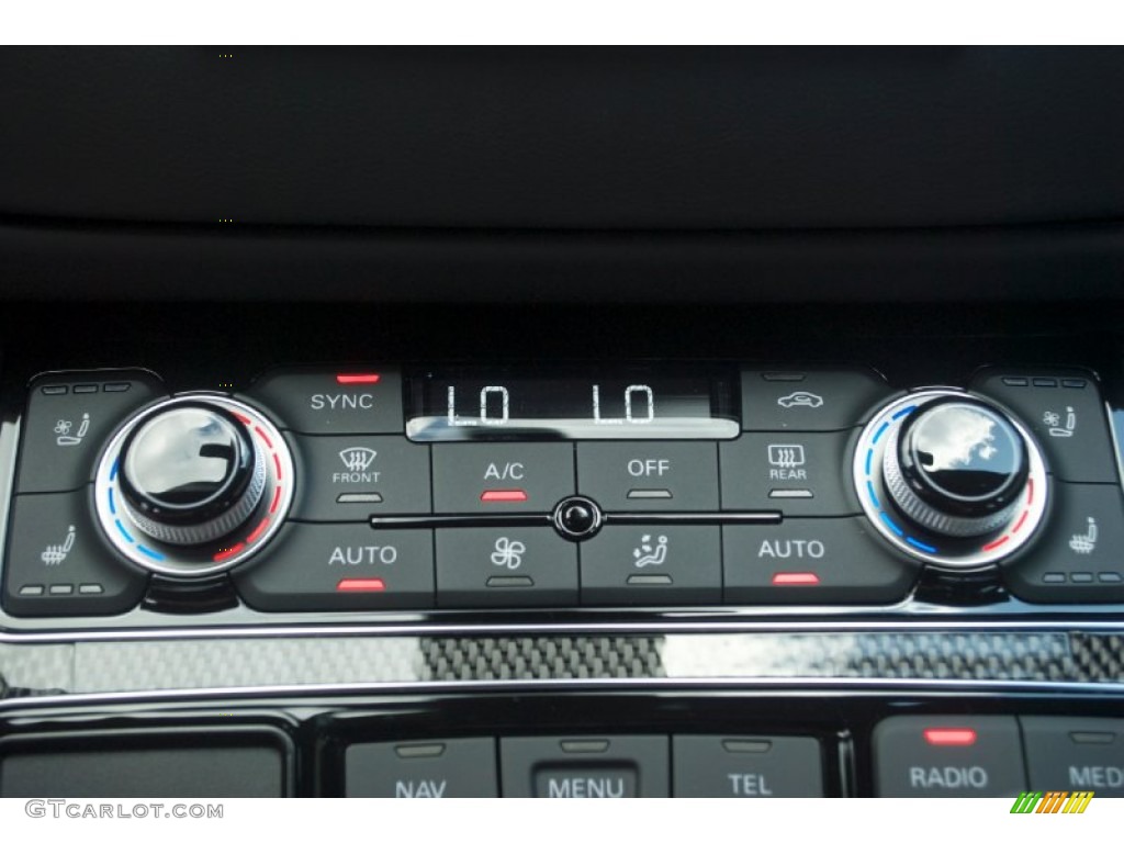 2013 Audi S8 4.0 TFSI quattro Sedan Controls Photo #81551239