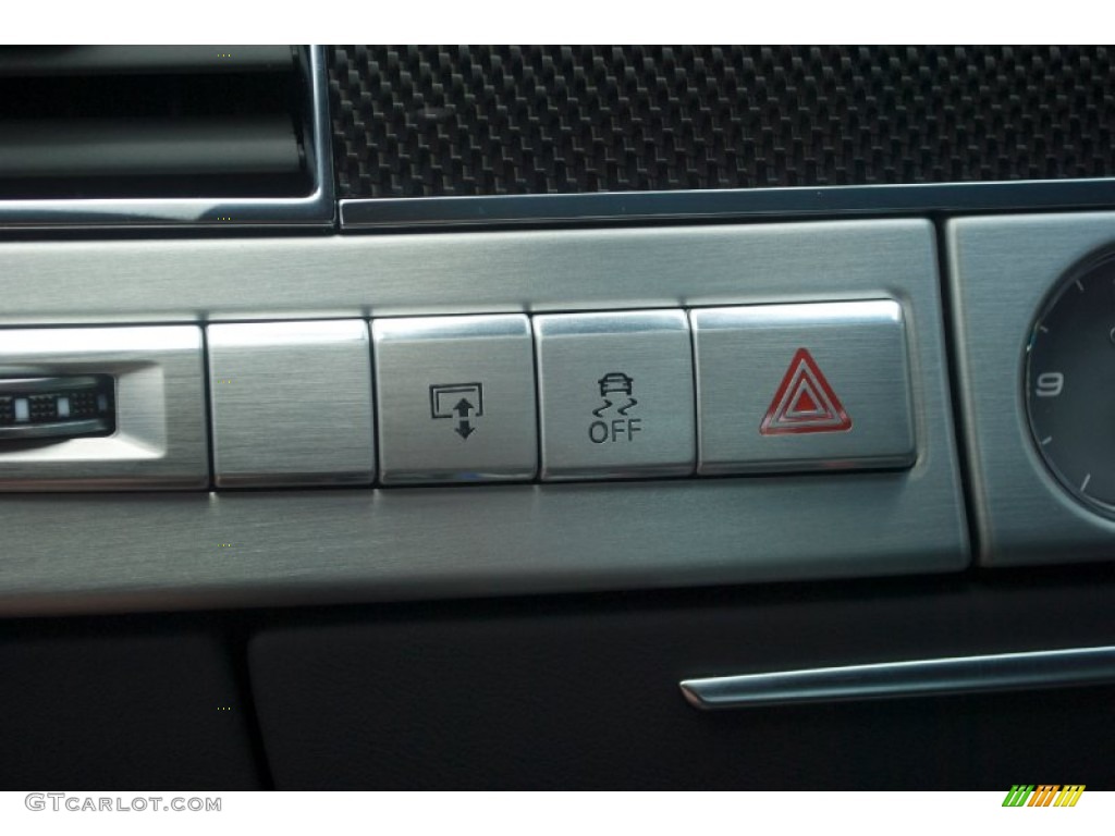 2013 Audi S8 4.0 TFSI quattro Sedan Controls Photo #81551274