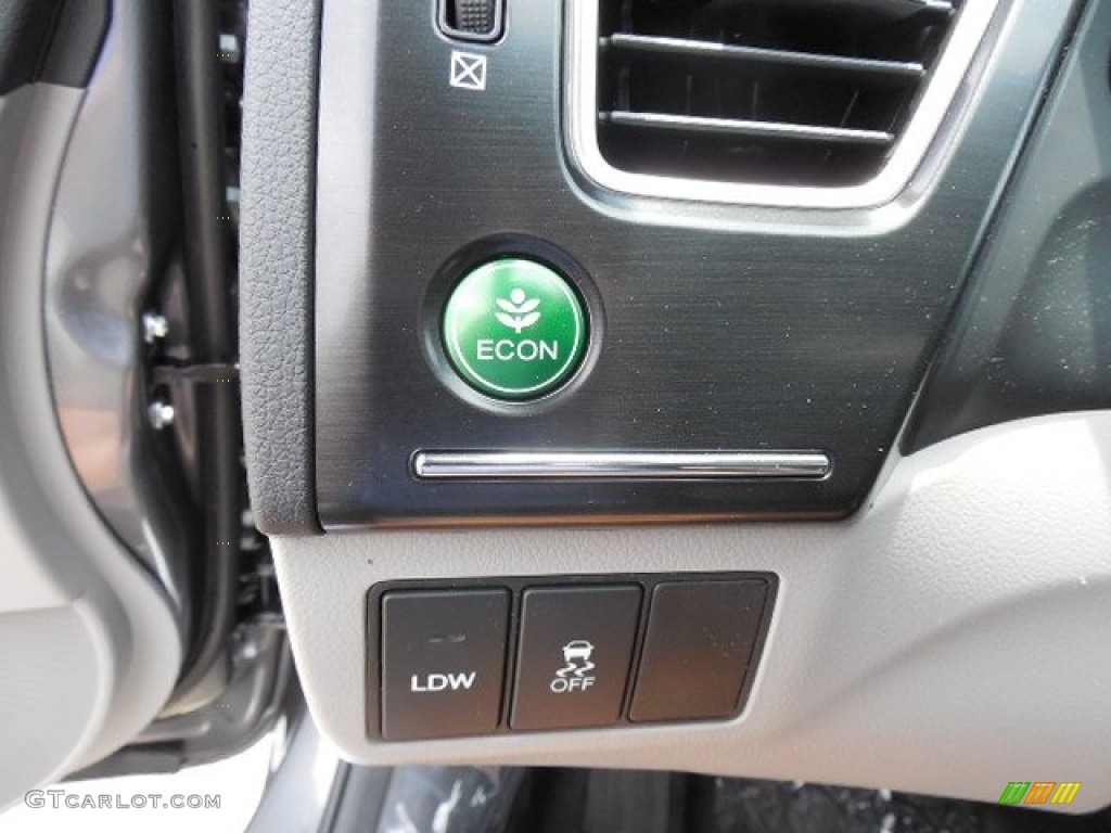 2013 Honda Civic Hybrid Sedan Controls Photo #81552173