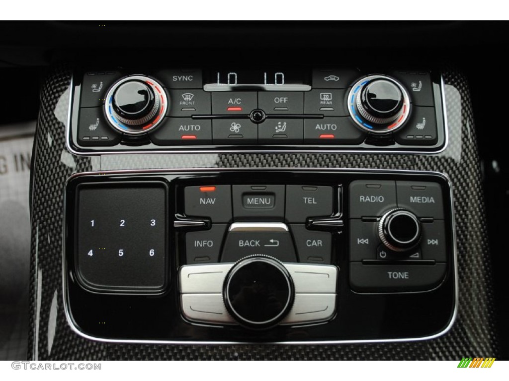 2013 Audi S8 4.0 TFSI quattro Sedan Controls Photo #81552574