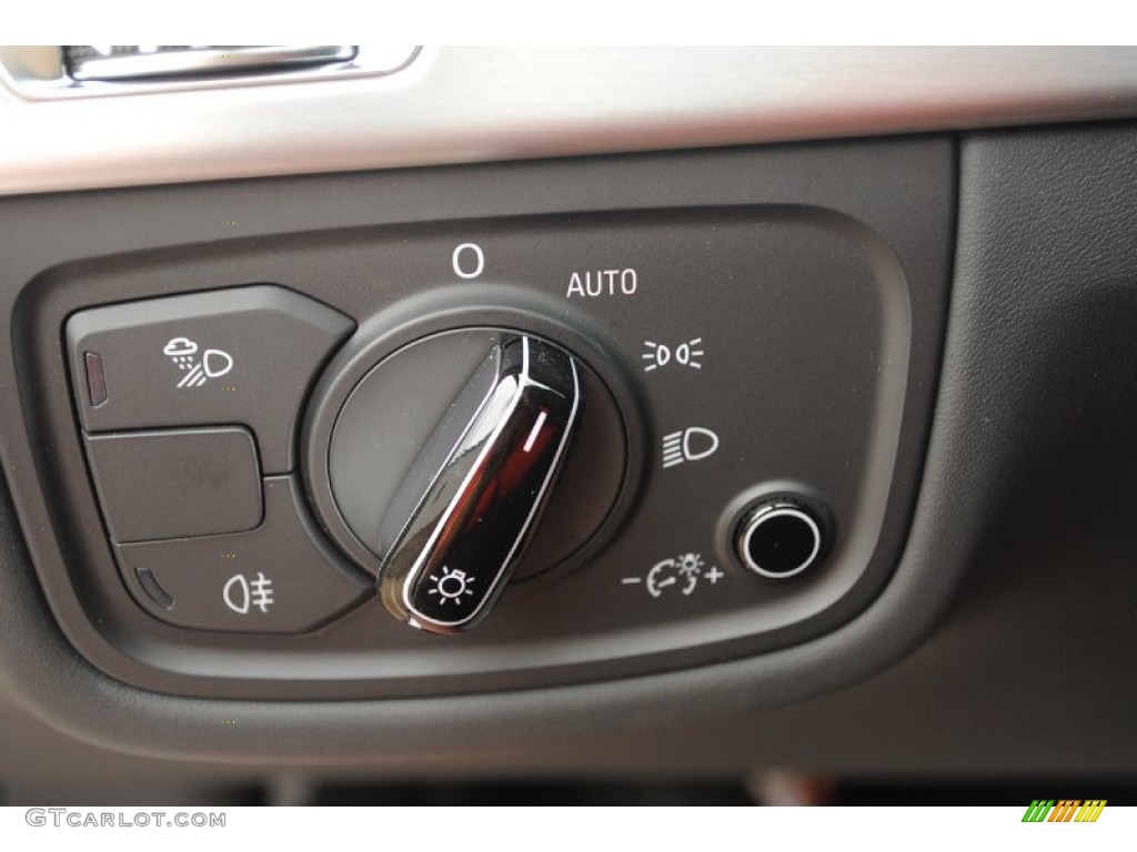 2013 Audi S8 4.0 TFSI quattro Sedan Controls Photo #81552773