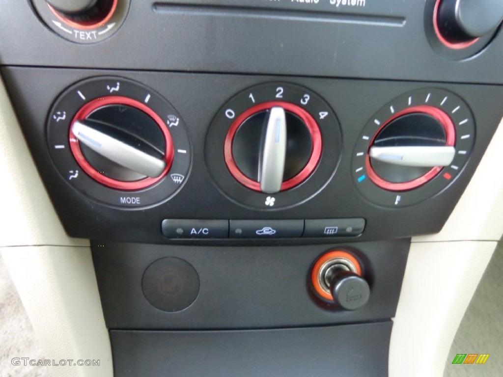 2008 Mazda MAZDA3 i Touring Sedan Controls Photo #81552977