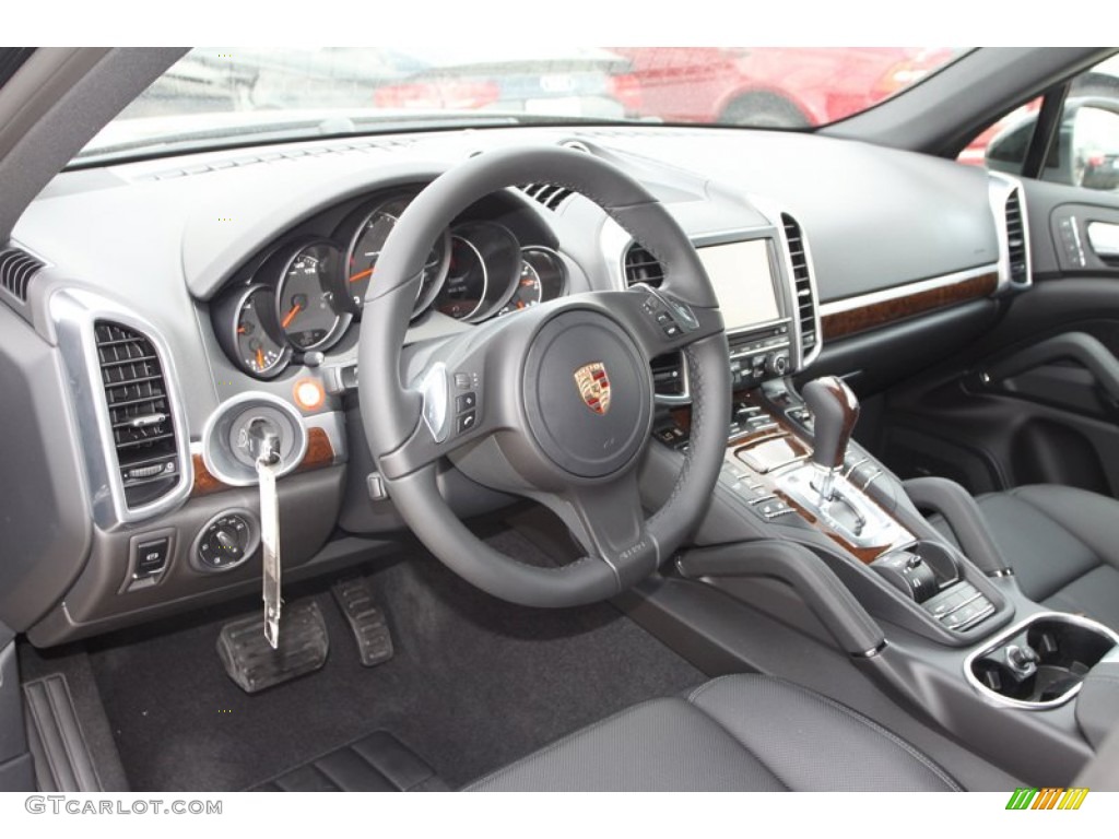 2013 Porsche Cayenne Diesel Black Dashboard Photo #81553860