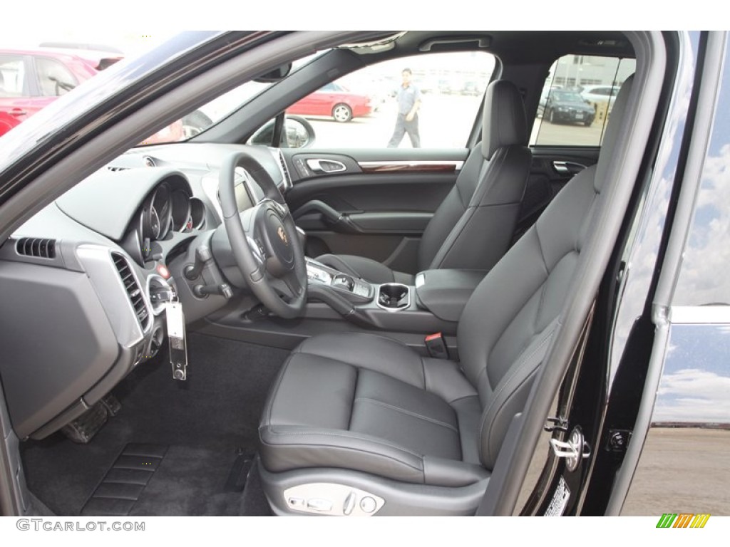 Black Interior 2013 Porsche Cayenne Diesel Photo #81553880