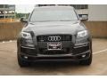 Lava Gray Pearl - Q7 3.0 S Line quattro Photo No. 2