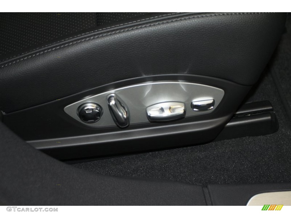 2013 Porsche Panamera S Front Seat Photo #81554366