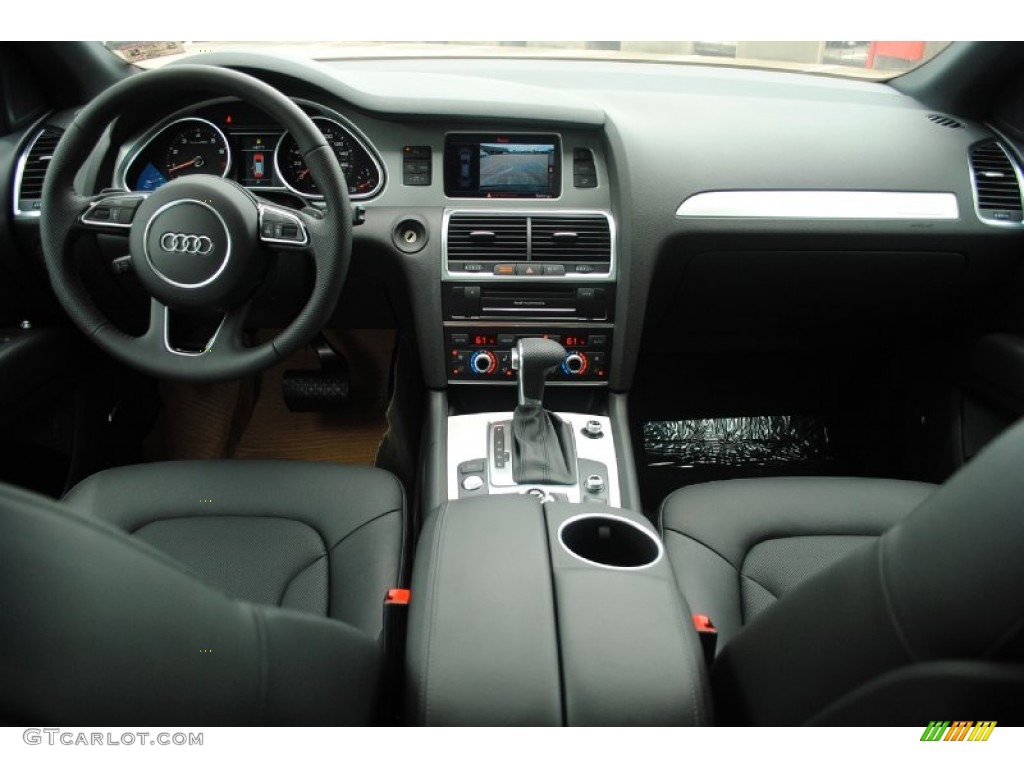 2013 Audi Q7 3.0 S Line quattro Black Dashboard Photo #81555133