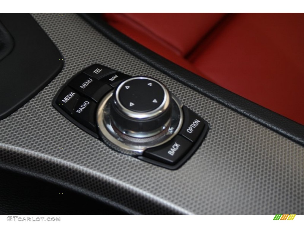 2013 BMW 3 Series 328i Coupe Controls Photo #81555231