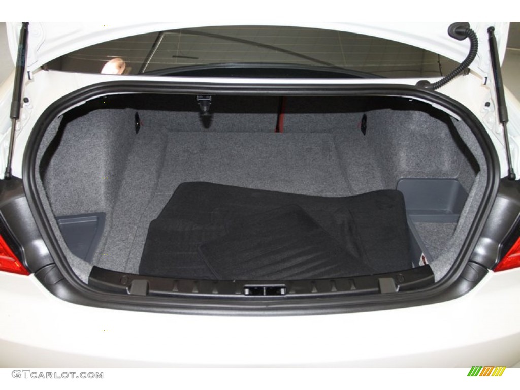 2013 BMW 3 Series 328i Coupe Trunk Photo #81555541